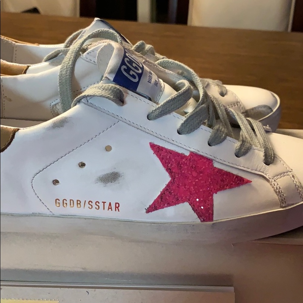 Golden Goose Sneakers - Picture 2 of 5